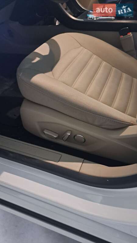 Седан Ford Fusion 2017 в Ивано-Франковске