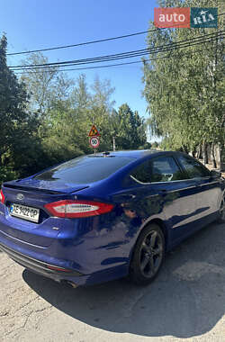Седан Ford Fusion 2014 в 