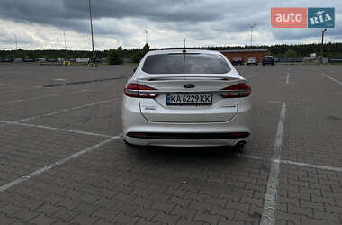 Седан Ford Fusion 2016 в 