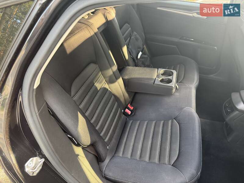 Седан Ford Fusion 2012 в Шепетівці