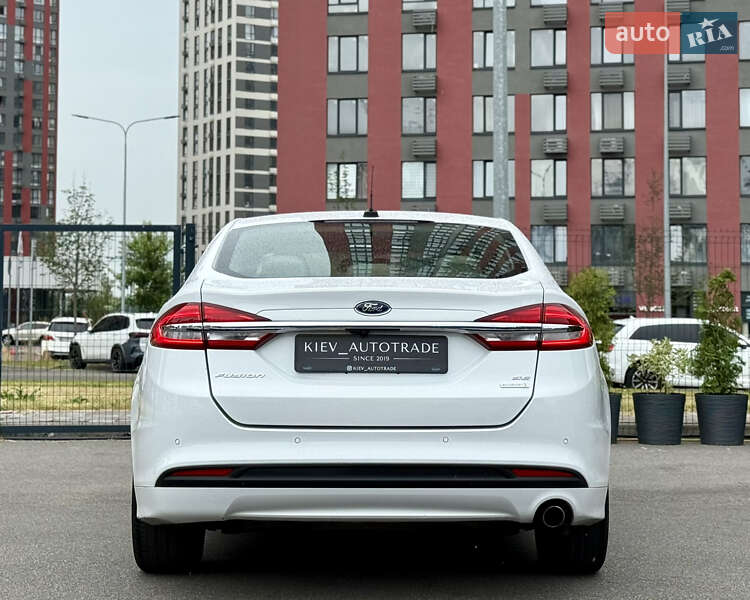Седан Ford Fusion 2016 в Києві