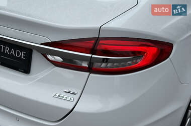 Седан Ford Fusion 2016 в 