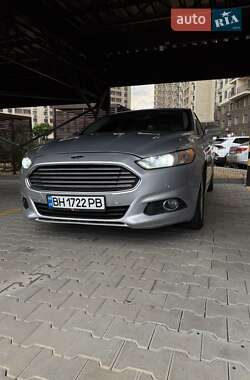 Седан Ford Fusion 2015 в Одесі