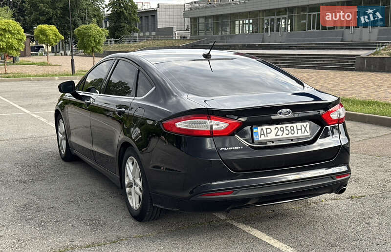 Седан Ford Fusion 2015 в Запоріжжі
