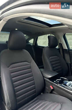 Седан Ford Fusion 2014 в 