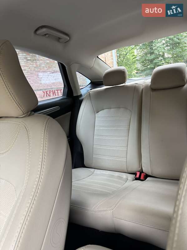 Седан Ford Fusion 2019 в Киеве