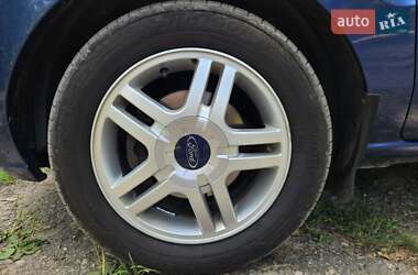 Хэтчбек Ford Fusion 2007 в 