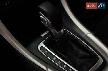 Седан Ford Fusion 2014 в 