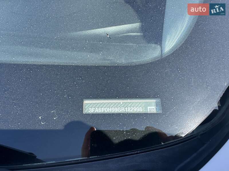 Седан Ford Fusion 2015 в Львове
