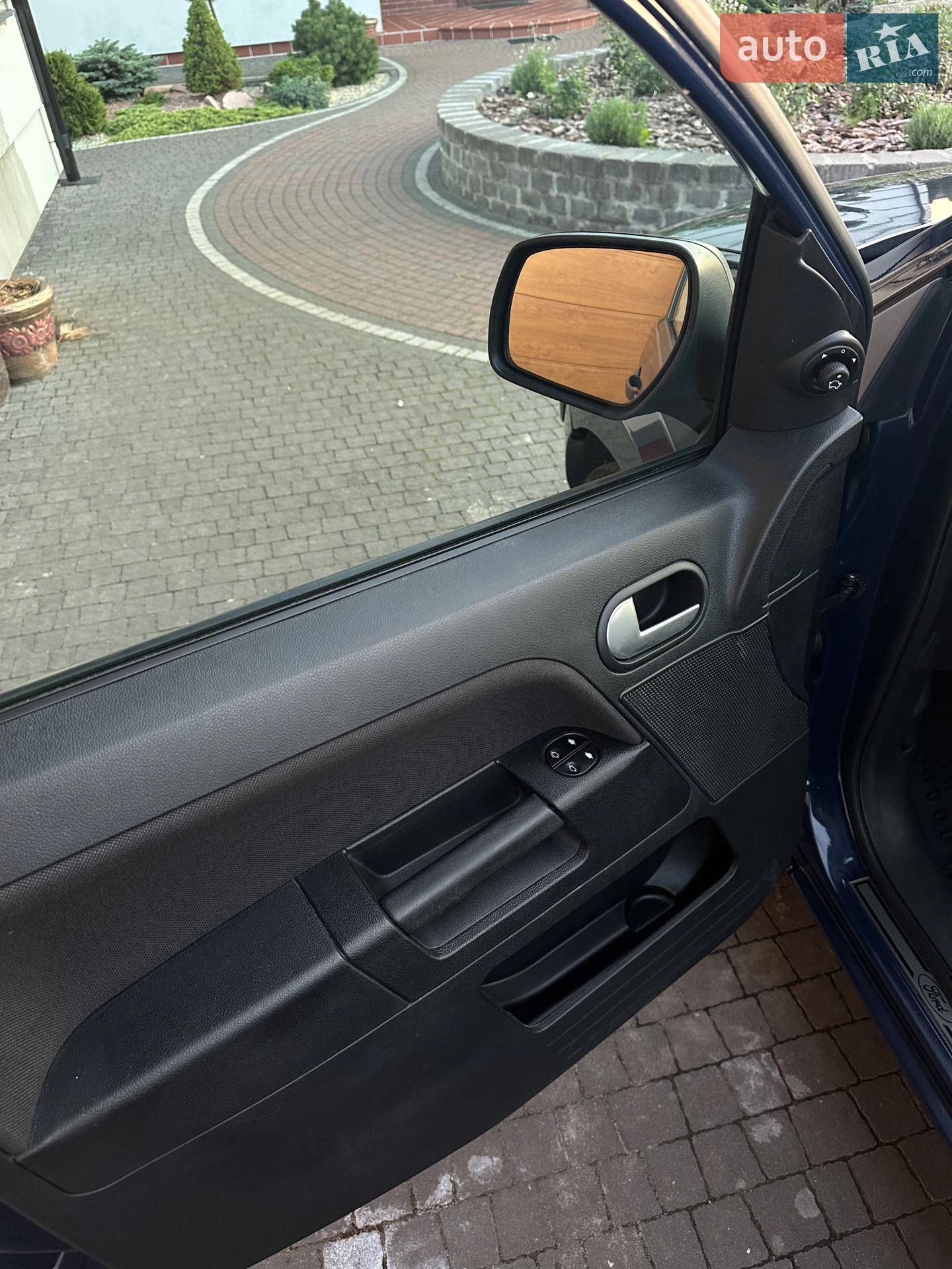 2011 Ford Fusion - мініатюра 9