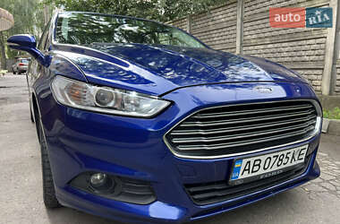 Седан Ford Fusion 2015 в 