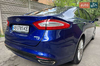 Седан Ford Fusion 2015 в 