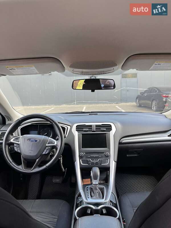Седан Ford Fusion 2015 в Киеве