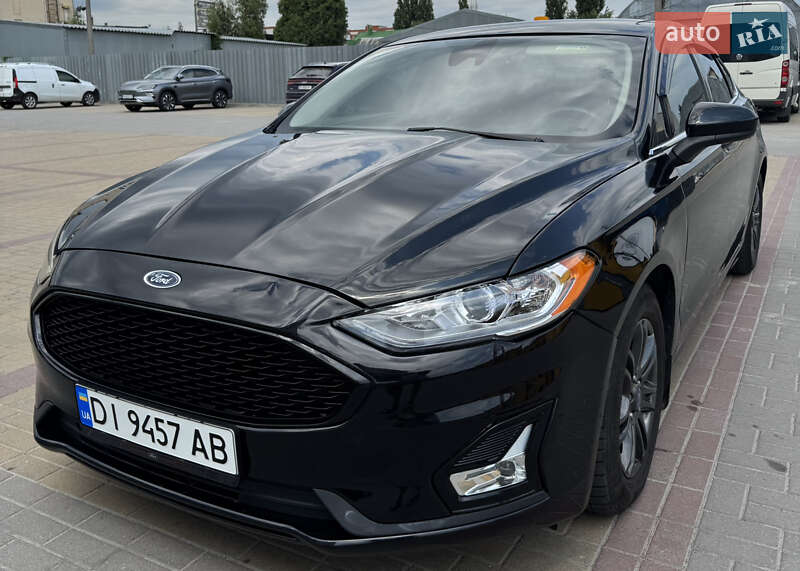 Седан Ford Fusion 2019 в Хмельницькому