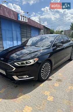 Седан Ford Fusion 2017 в 