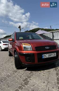 Хэтчбек Ford Fusion 2008 в 