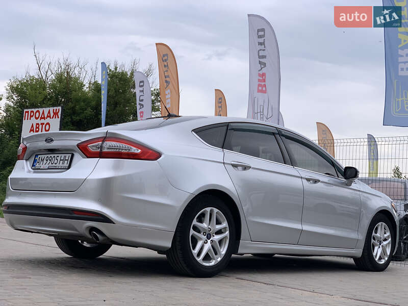 Седан Ford Fusion 2015 в Бердичеве