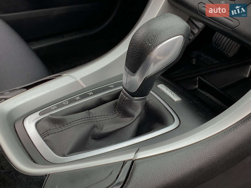 Седан Ford Fusion 2015 в Бердичеве