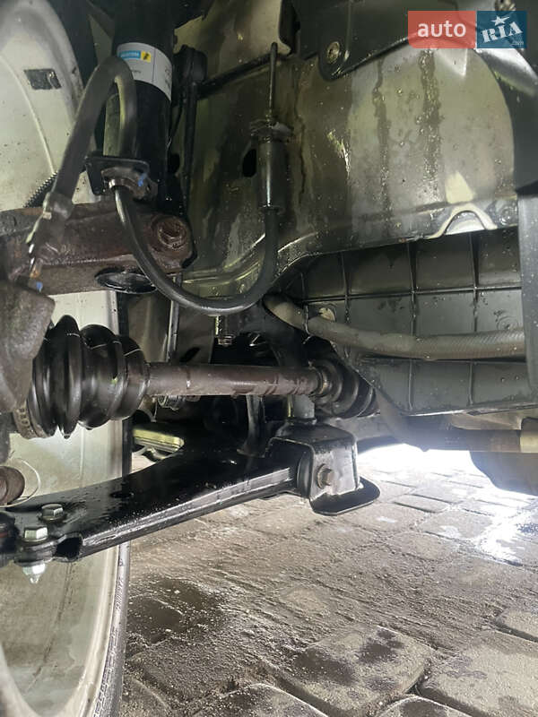 Хэтчбек Ford Fusion 2006 в Теофиполе