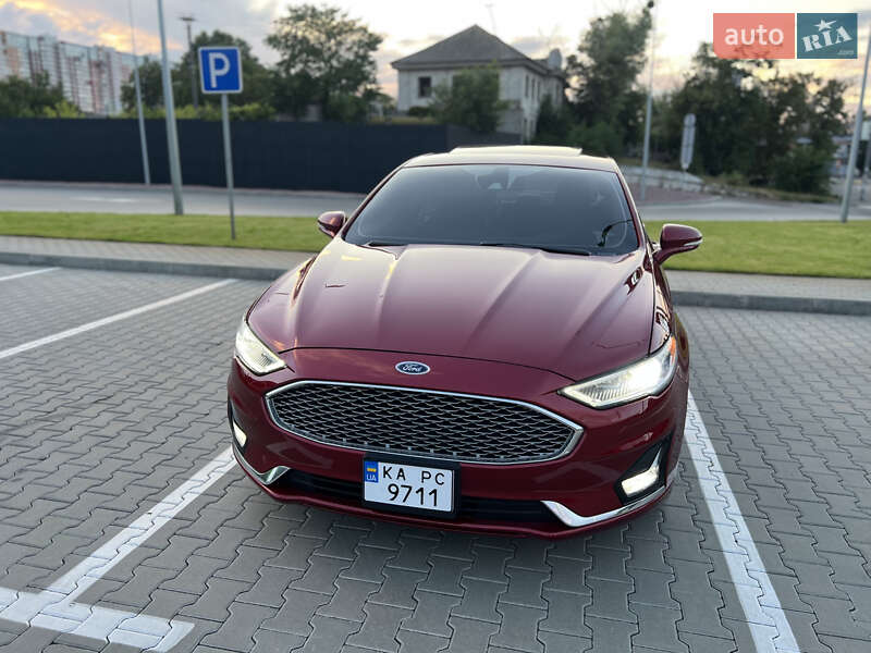 Ford Fusion 2019
