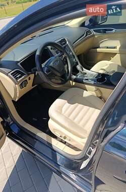 Седан Ford Fusion 2014 в 