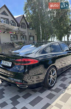 Седан Ford Fusion 2015 в 