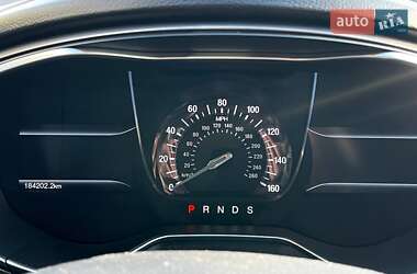 Седан Ford Fusion 2016 в 