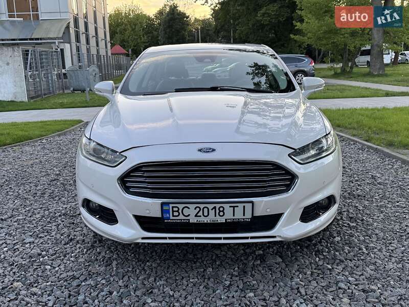 Седан Ford Fusion 2014 в Львові