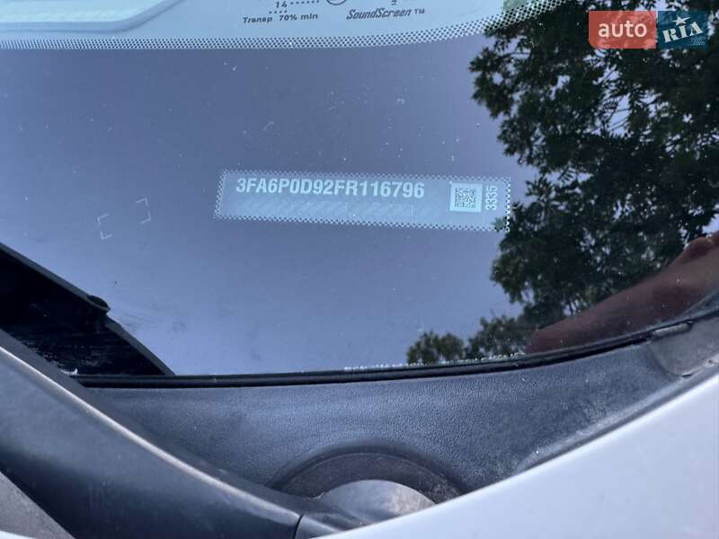 Седан Ford Fusion 2014 в Львові
