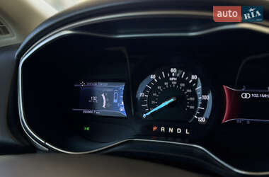 Седан Ford Fusion 2012 в 