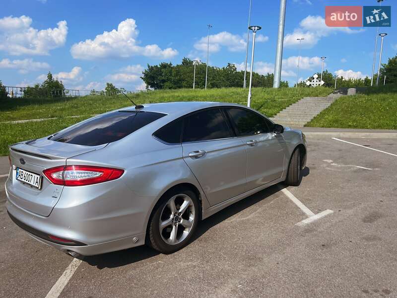 Седан Ford Fusion 2014 в Виннице