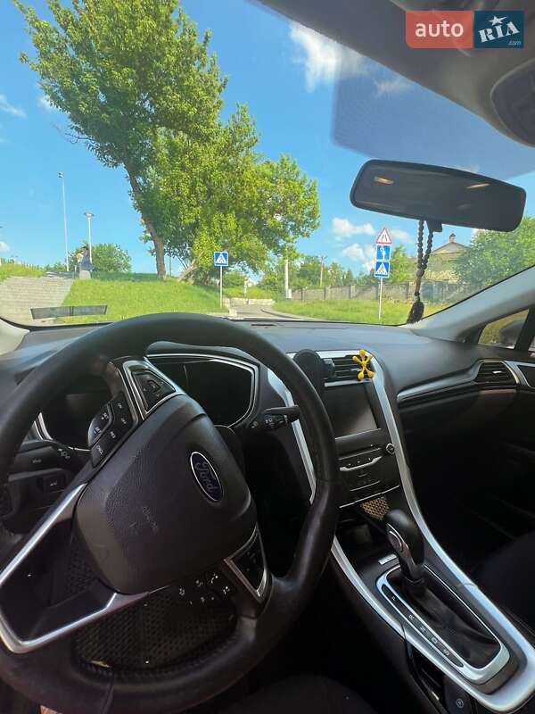 Седан Ford Fusion 2014 в Виннице
