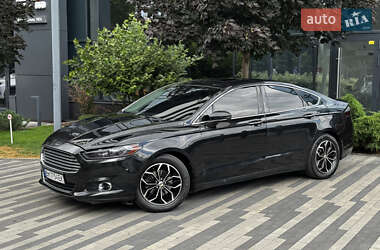 Седан Ford Fusion 2012 в 