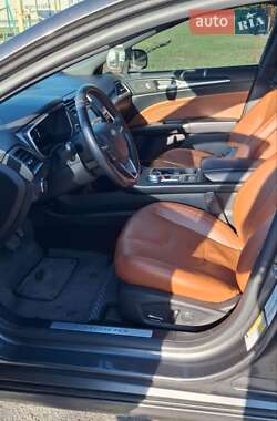 Седан Ford Fusion 2019 в 