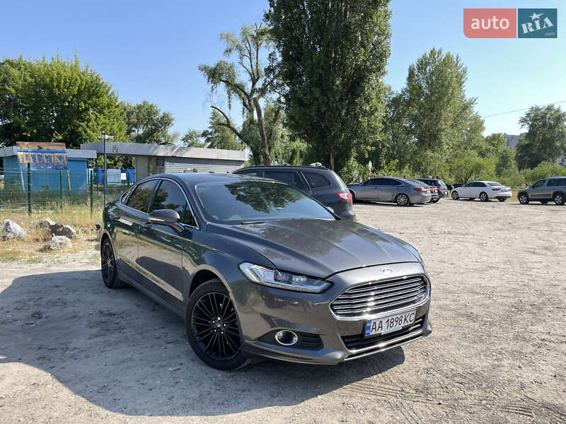 Ford Fusion 2015