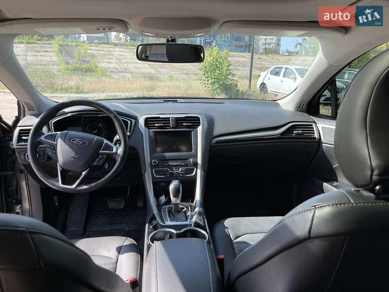 Седан Ford Fusion 2015 в Києві фото 30 Седан Ford Fusion 2015 в Києві