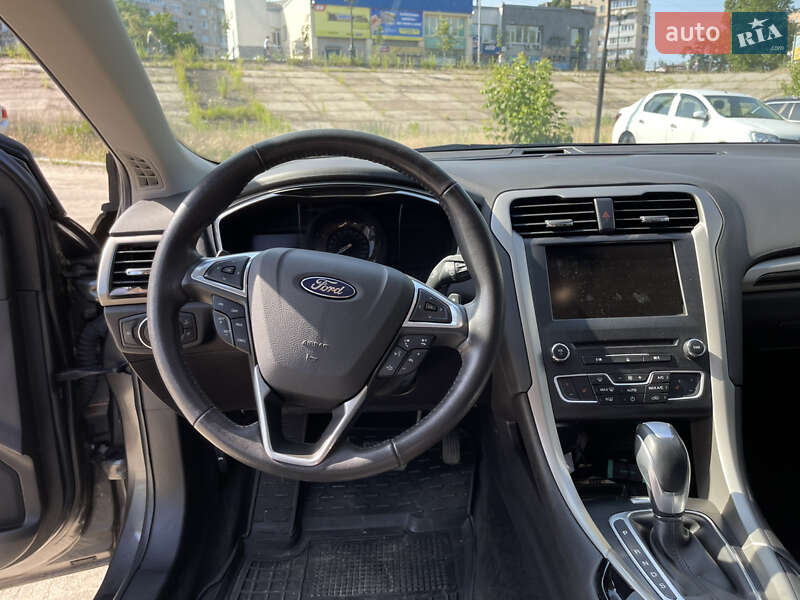 Седан Ford Fusion 2015 в Києві фото 32 Седан Ford Fusion 2015 в Києві