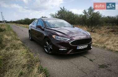 Седан Ford Fusion 2017 в 