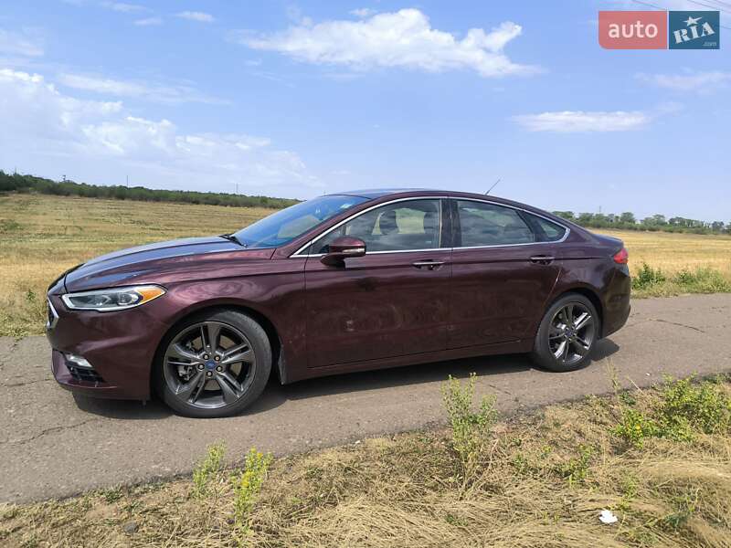 Седан Ford Fusion 2017 в Одессе