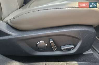 Седан Ford Fusion 2017 в 