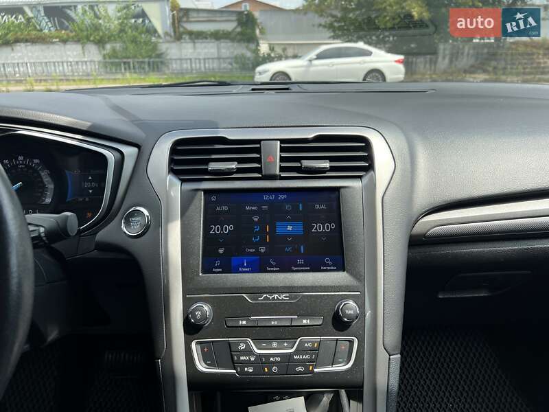 Седан Ford Fusion 2019 в Киеве