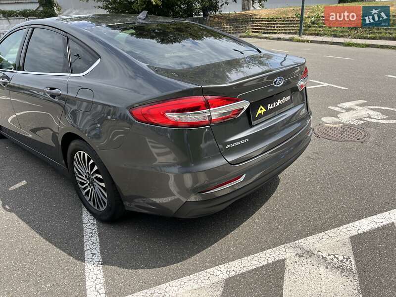 Седан Ford Fusion 2019 в Киеве
