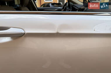 Седан Ford Fusion 2012 в 