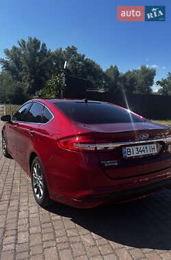 Седан Ford Fusion 2017 в 