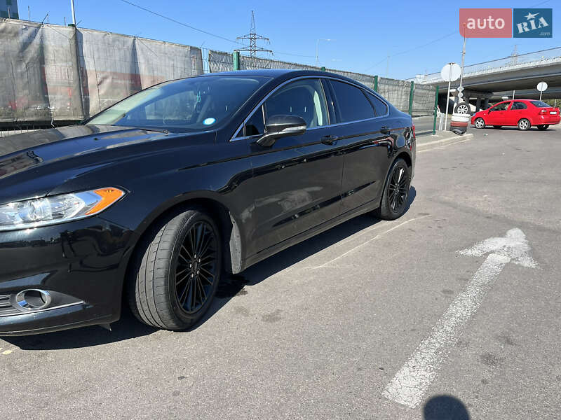 Седан Ford Fusion 2015 в Киеве