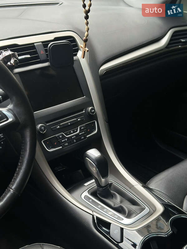 Седан Ford Fusion 2015 в Одессе
