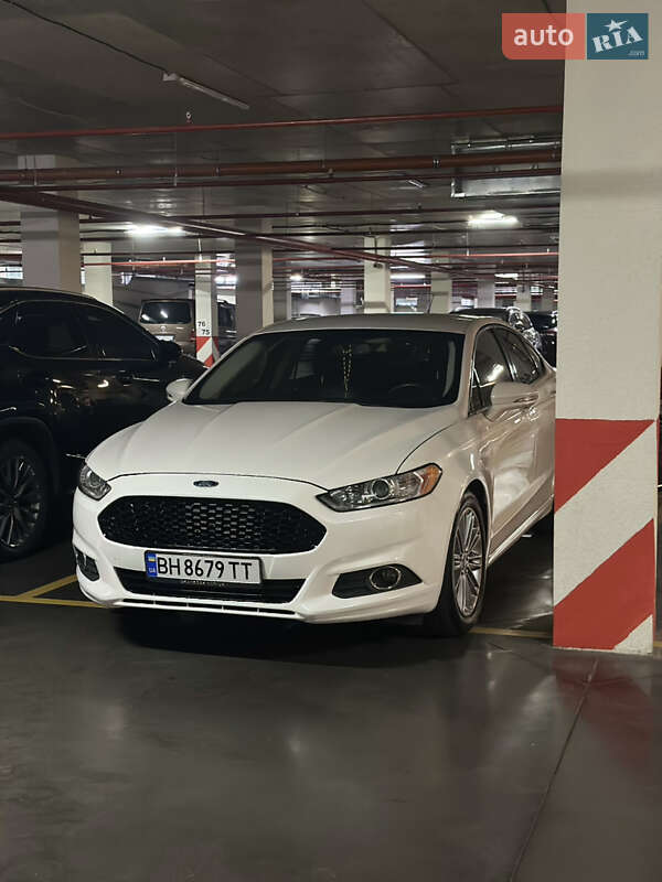 Седан Ford Fusion 2015 в Одессе