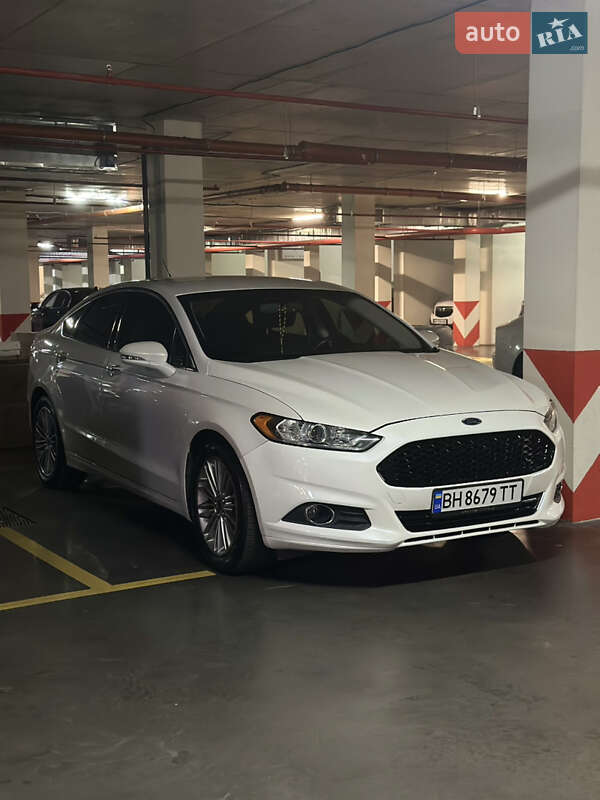Седан Ford Fusion 2015 в Одессе