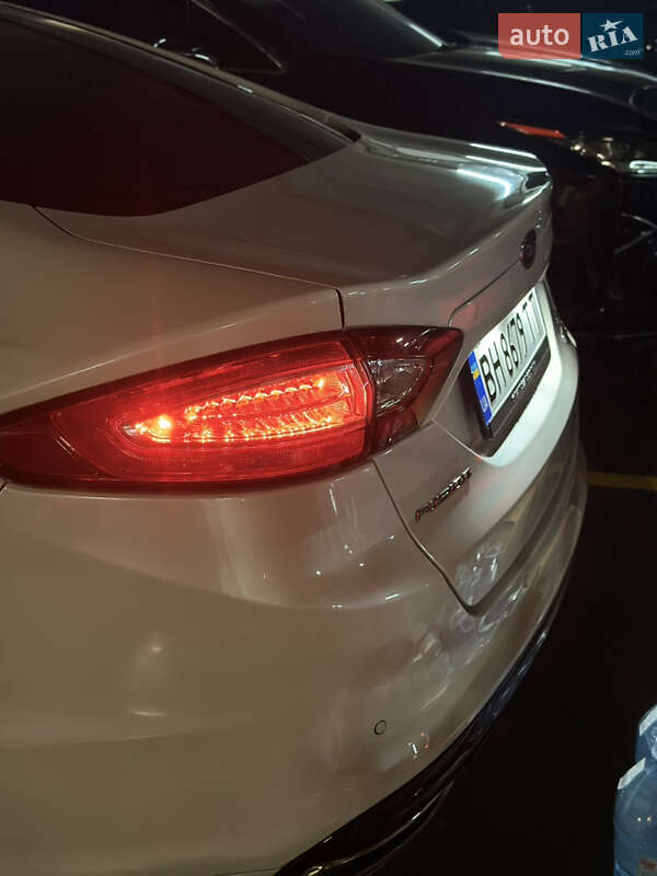 Седан Ford Fusion 2015 в Одессе