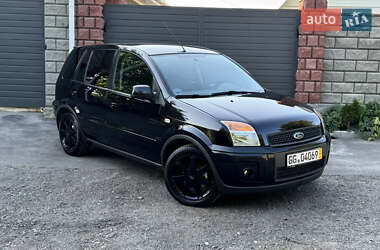 Хэтчбек Ford Fusion 2010 в 